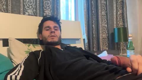 Snapshot of livefantesy4 chatting on February 3, 2:00 pm livefantesy4 online show from February 3, 2:00 pm