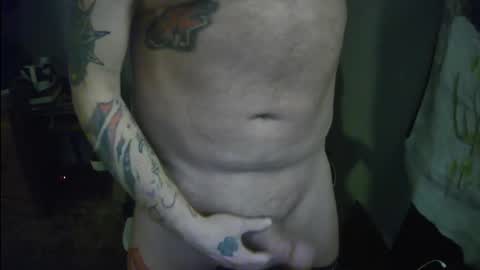 Snapshot of livingpuddle chatting on November 29, 1:47 pm livingpuddle online show from November 29, 1:47 pm