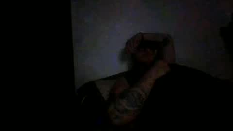 Snapshot of livingpuddle chatting on December 16, 11:15 am livingpuddle online show from December 16, 11:15 am