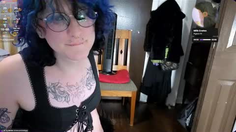 Snapshot of livolioyo chatting on May 21, 1:01 am Livolio online show from May 21, 1:01 am
