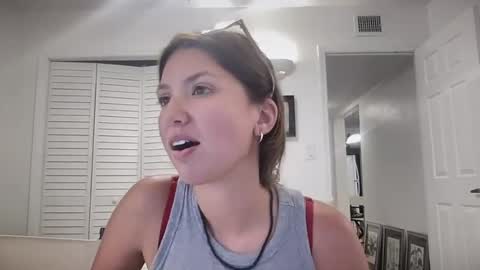 Snapshot of livvyybearxx chatting on July 30, 2:54 am liv online show from July 30, 2:54 am