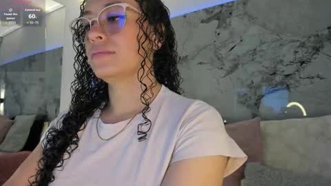 Snapshot of liz_holmes chatting on February 3, 11:48 am Liz online show from February 3, 11:48 am