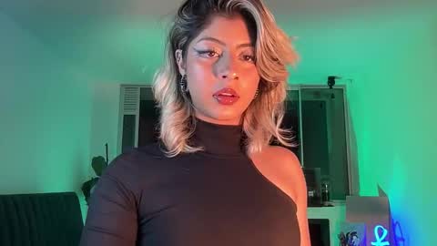 Lizeth online show from October 30, 1:40 am