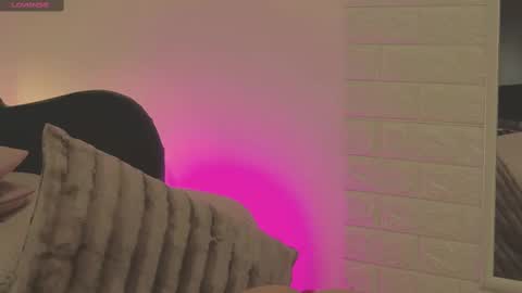 lizasunshine__ online show from March 11, 7:04 am