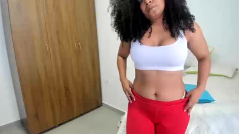 Snapshot of lizasweet_ chatting on October 15, 8:53 pm MELB online show from October 15, 8:53 pm