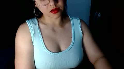 Snapshot of lizbodu chatting on June 7, 9:51 pm Lizze Bodu 3 online show from June 7, 9:51 pm