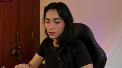 lizynick online show from April 14, 5:52 pm