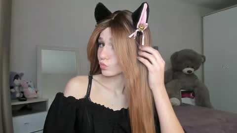 lizza_a online show from May 7, 5:07 pm