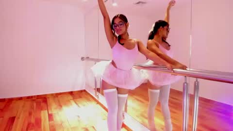 Lizza  online show from July 1, 12:29 pm