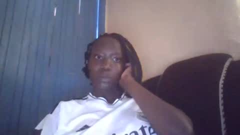 Snapshot of lizzie2020 chatting on June 25, 7:57 am lizzie2020 online show from June 25, 7:57 am
