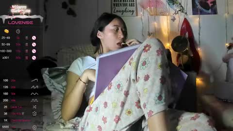 lizzy online show from January 14, 1:04 am