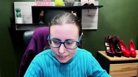 Lizzy online show from February 3, 7:35 am