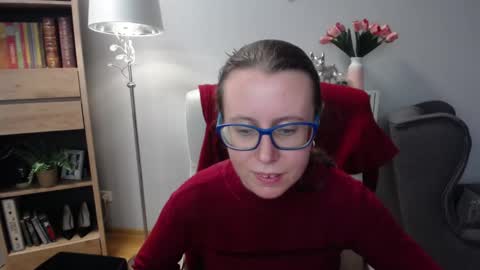 Lizzy online show from March 16, 5:24 am