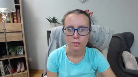 Snapshot of lizzy_sparkle chatting on July 10, 4:39 am Lizzy online show from July 10, 4:39 am