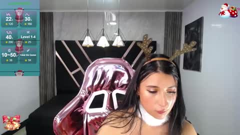 Snapshot of lizzyluk_ch chatting on December 24, 4:30 pm Lizzy SCHEDULE BROADCASTING Monday-Saturday 11am4pm Colombia online show from December 24, 4:30 pm