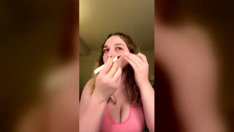 lizzyrosie online show from March 4, 1:44 am