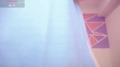 lizzysnow online show from October 22, 1:06 am