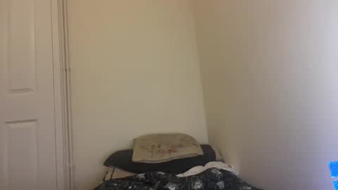 Snapshot of lizzyylovesick chatting on October 2, 7:21 pm lizzybunny online show from October 2, 7:21 pm