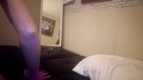 Snapshot of ljandcherry chatting on December 19, 6:42 am LjCherry online show from December 19, 6:42 am