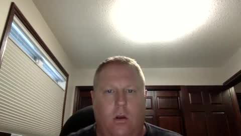 Snapshot of lkn4fun32 chatting on December 18, 10:46 pm lkn4fun32 online show from December 18, 10:46 pm