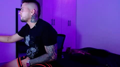 Snapshot of lliamm_2 chatting on May 8, 5:24 am lliamm 2 online show from May 8, 5:24 am