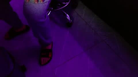 Snapshot of lliamm_2 chatting on May 9, 5:12 am lliamm 2 online show from May 9, 5:12 am