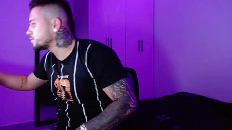 Snapshot of lliamm_2 chatting on May 11, 3:56 am lliamm 2 online show from May 11, 3:56 am
