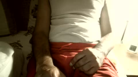 Snapshot of llllking chatting on May 24, 9:53 pm newdelhi 82 online show from May 24, 9:53 pm