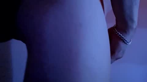 lllortx online show from January 12, 4:29 pm