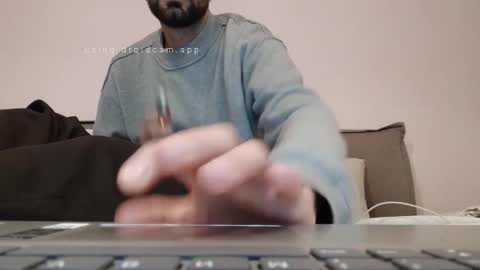 Snapshot of lnnc5 chatting on November 18, 2:43 pm lnnc5 online show from November 18, 2:43 pm