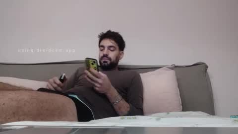 Snapshot of lnnc5 chatting on December 17, 8:20 am lnnc5 online show from December 17, 8:20 am