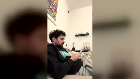 Snapshot of lnnc5 chatting on February 11, 10:20 am lnnc5 online show from February 11, 10:20 am