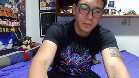 Lobo online show from September 13, 1:16 am