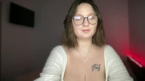Snapshot of locaalise chatting on June 9, 12:39 pm locaalise online show from June 9, 12:39 pm