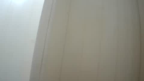 Snapshot of locococo714744818643 chatting on December 19, 6:09 am locococo714744818643 online show from December 19, 6:09 am