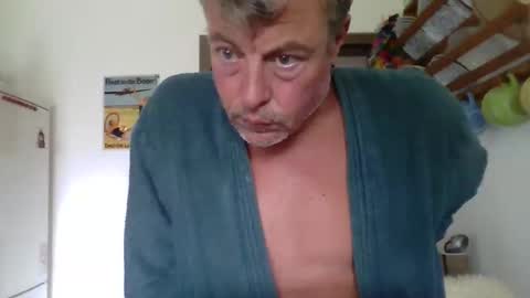 lofe_1978 online show from June 1, 8:27 am