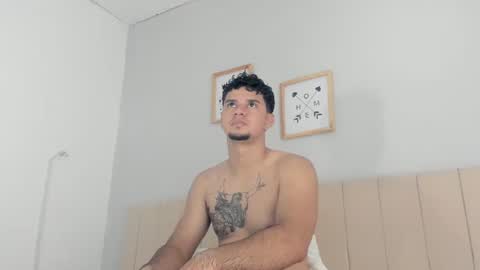 Snapshot of logan_9_ chatting on July 5, 10:39 pm logan online show from July 5, 10:39 pm