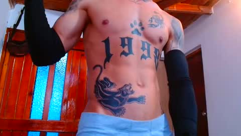 Snapshot of logan__777 chatting on February 7, 9:18 pm Logan online show from February 7, 9:18 pm