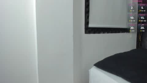 logan_griffin online show from February 10, 6:39 am