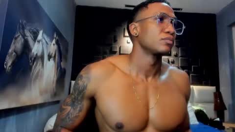 logan_varela online show from December 24, 12:22 pm