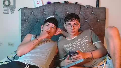 Snapshot of logan_willyams_ chatting on September 11, 11:16 pm logan_willyams_ online show from September 11, 11:16 pm