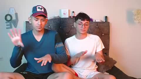 Snapshot of logan_willyams_ chatting on September 29, 9:30 pm logan_willyams_ online show from September 29, 9:30 pm