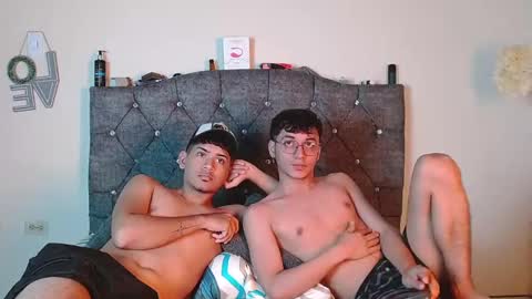 Snapshot of logan_willyams_ chatting on October 2, 10:28 pm logan_willyams_ online show from October 2, 10:28 pm