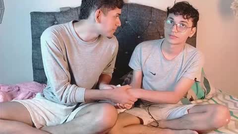 Snapshot of logan_willyams_ chatting on October 13, 11:05 pm logan_willyams_ online show from October 13, 11:05 pm