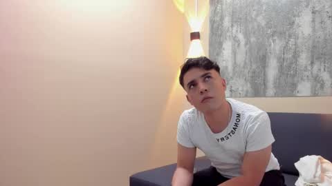 LOGAN YD online show from October 22, 6:46 am