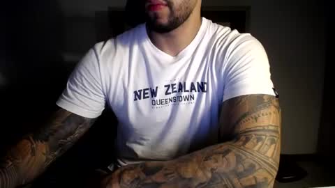 Snapshot of loganhod chatting on August 10, 2:26 am Logan Wolfp online show from August 10, 2:26 am