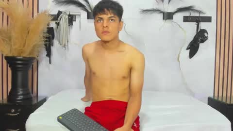Snapshot of loganjhonson chatting on October 8, 2:42 am loganjhonson online show from October 8, 2:42 am