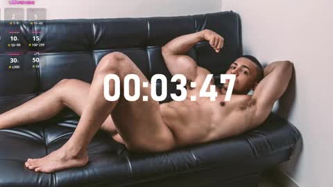 Snapshot of loganmartinx chatting on June 7, 10:46 pm loganmartinx online show from June 7, 10:46 pm