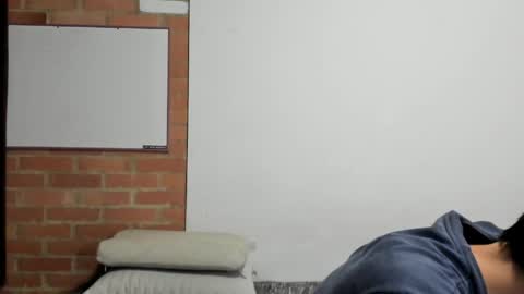 Logan online show from April 7, 2:56 am