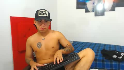 logannthh online show from April 4, 4:22 am